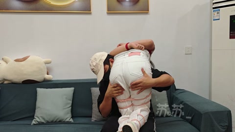 全身捆绑扛起打PP 第8张