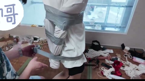客户线下体验约绑女大学生菲菲拍摄的小剧本 第8张