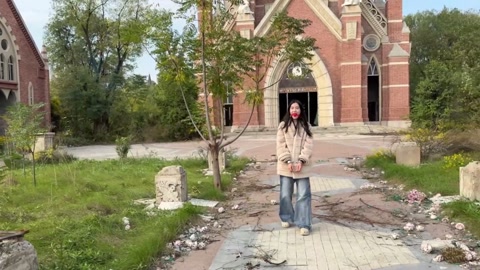 小美女的户外活动 涵汐废弃乐园游 第8张