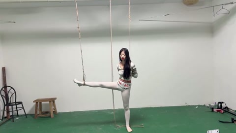 少妇后妈虐练继女 第8张