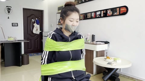 新模小河，胶带束缚体验 第8张