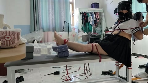 狗蛋老虎凳加窒息 假期安排狗蛋调教，老虎凳加窒息强烈挣扎 第8张