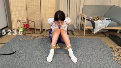 花花五花大绑勒脖子反应！反馈很难受！ 第8张