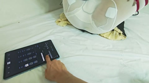 调教小女仆2 哭了~被虐哭了！ 第8张