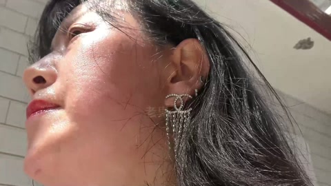谢纾闷热堵嘴炼狱下【知性熟女灰丝蓝高跟自己原味丝袜堵嘴汗湿深喉口球口水舔水喝强迫运动放置访谈】 第8张