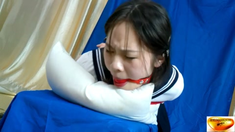 丹丹极致四马+口球口水收集+TK挣扎……对于极度怕痒女孩来说，戴上口球四马TK,、求饶不得、口水恒流 第9张