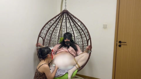 吊篮分腿束缚-强制龟责-责射不停-射后责-震动强制 第9张