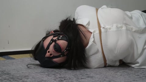 嗷嗷-OL制服，后高手挣扎+上强度的驷马！ 第9张