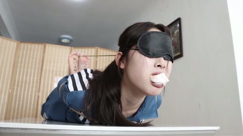 女囚忏悔录（上）死囚青辞忏悔录，百般折辱罪难赎。【小美女青辞】 第9张