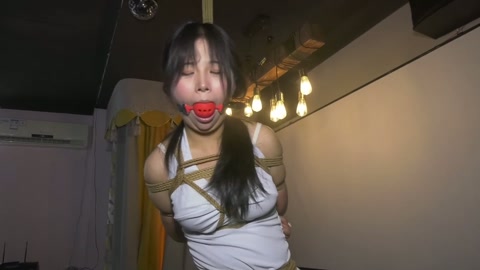 女M单腿独立缚 第9张