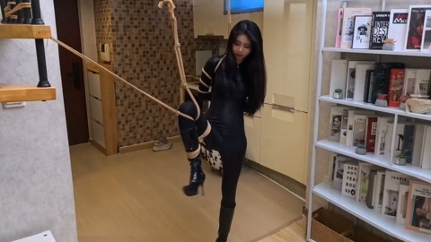 官官S视频之官女王的意外事件 第9张