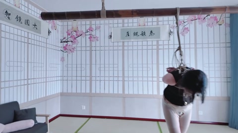 定拍玖儿黑旗袍，放置挣扎及踮脚吊缚加啵啵贝 第9张