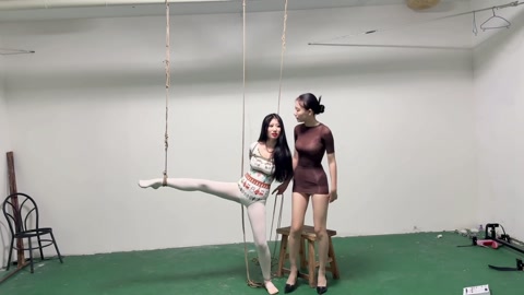 少妇后妈虐练继女 第9张