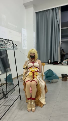 清瞳子cos阿格莱雅 金织女士被捕惨遭捆绑玩弄 凉鞋被脱下美脚惨遭侵犯 第9张