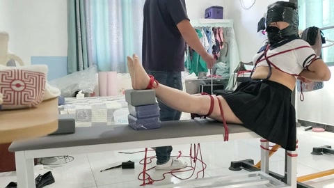狗蛋老虎凳加窒息 假期安排狗蛋调教，老虎凳加窒息强烈挣扎 第9张