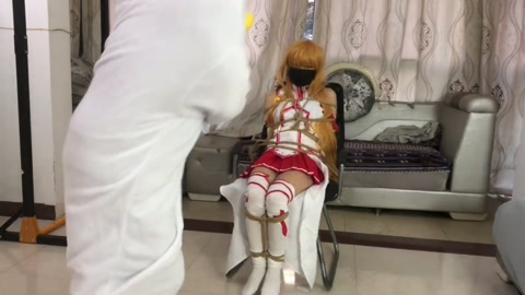 琳媚定拍 COS 银魂伊丽莎白大战刀剑神域亚丝娜 绑起来 第9张