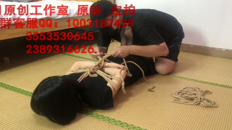 红豆黑丝女孩 绑起来罚跪 挣扎 驷马之后让她爬行做任务 第9张