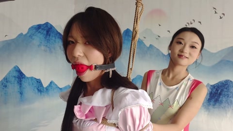 轮滑任务 袅袅，小可的双人轮滑脱缚游戏 第9张