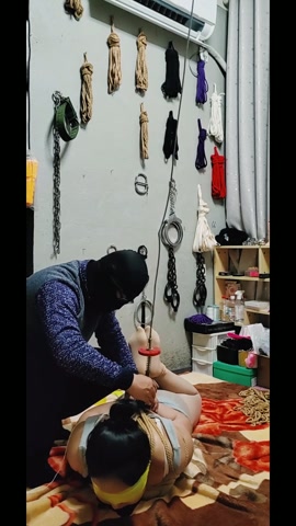 冉冉初试镜吊缚 这是冉冉最初第一次吊的时候的全程 第10张