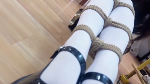 困困三十七弹，微剧情之网瘾少女被家教老师闺蜜惩罚绑着打游戏 第10张