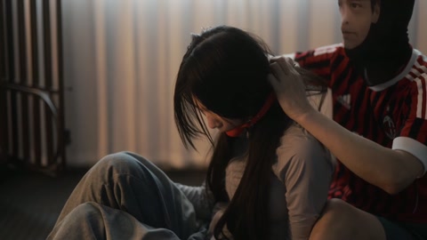 女贼偷盗被抓 第10张
