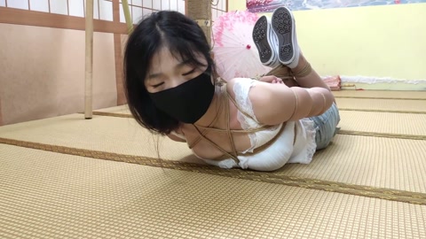 学生妹小媛试镜 极限五花驷马放置 第10张