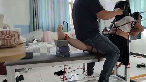 狗蛋老虎凳加窒息 假期安排狗蛋调教，老虎凳加窒息强烈挣扎 第10张
