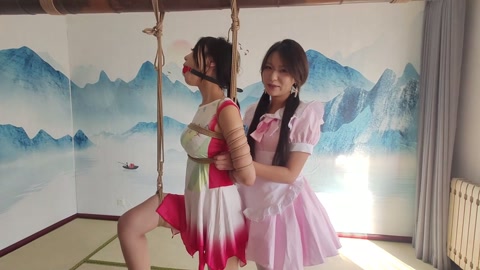 轮滑任务 袅袅，小可的双人轮滑脱缚游戏 第10张
