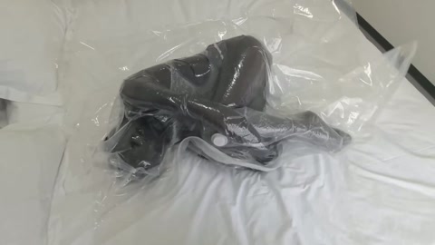 ◤纯享版ZX游戏◢太硬核了兄弟们，再次突破极限天花板了，M对自己狠起来也是没轻没重，自己测试几种道具... 第11张