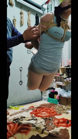 冉冉初试镜吊缚 这是冉冉最初第一次吊的时候的全程 第11张