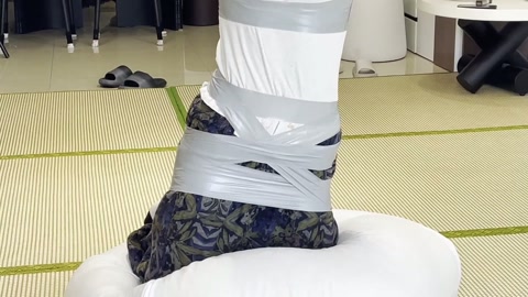 小晗双手举起来 第11张
