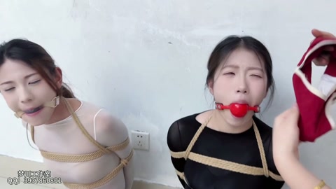 尤物收藏夹·梦美礼品店·灵儿菜菜努力新娘【神颜新娘】【玉足玩弄】【连体丝袜】【内内套头】 第11张