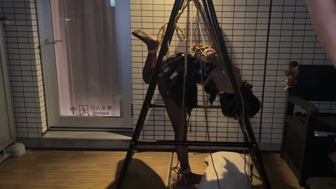 情侣主奴 又反奴为主 骗黑丝小恶魔女友练绳吊缚 第11张