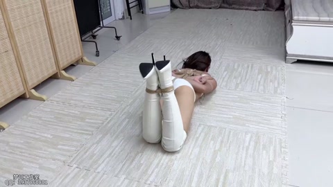 灵儿为了追回被骗的投资款，灵儿爬着艰难挣扎（下篇） 第11张