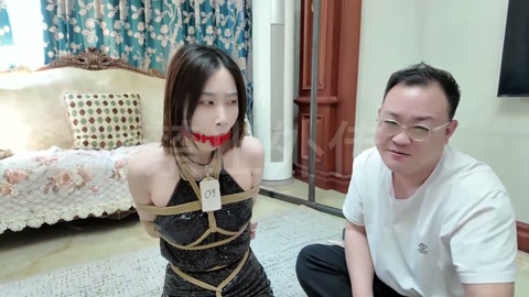 缚美记·⑤号美女主播南清【白袜黑丝】【TK惩罚】【单腿吊缚】【SP玩弄】 第11张