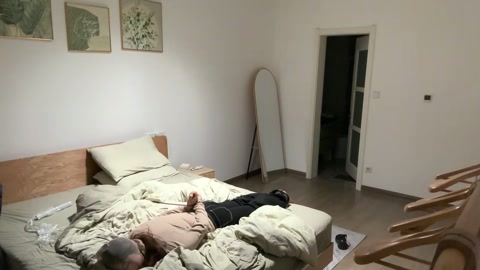 网友幼师异地面基. 潜伏在好友列表里的一位素未谋面的网友，某一个机会聊起了天，聊了几天以后她便想从她... 第11张