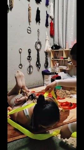 冉冉初试镜吊缚 这是冉冉最初第一次吊的时候的全程 第12张