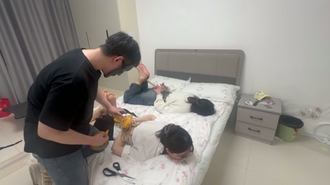 双人灌肠游戏+失禁惩罚挑战（下部） 第12张