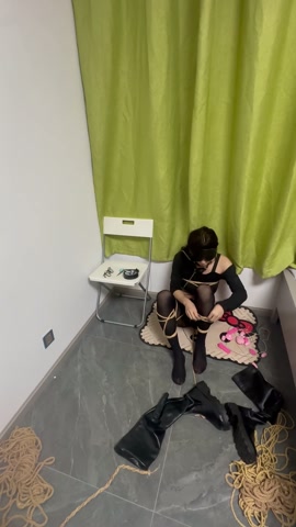 绑架黑丝长筒靴女特工 第12张