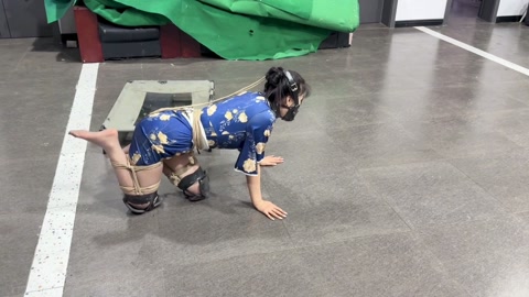 蜜桃臀骚臭狗奴壹壹的爬楼训练 第12张